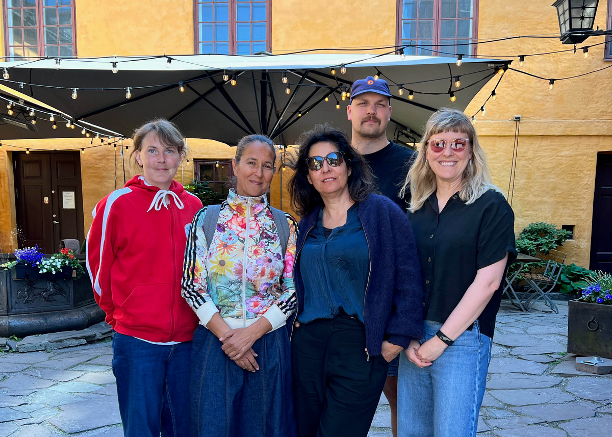 Gruppebilde av fem personer i styret.
